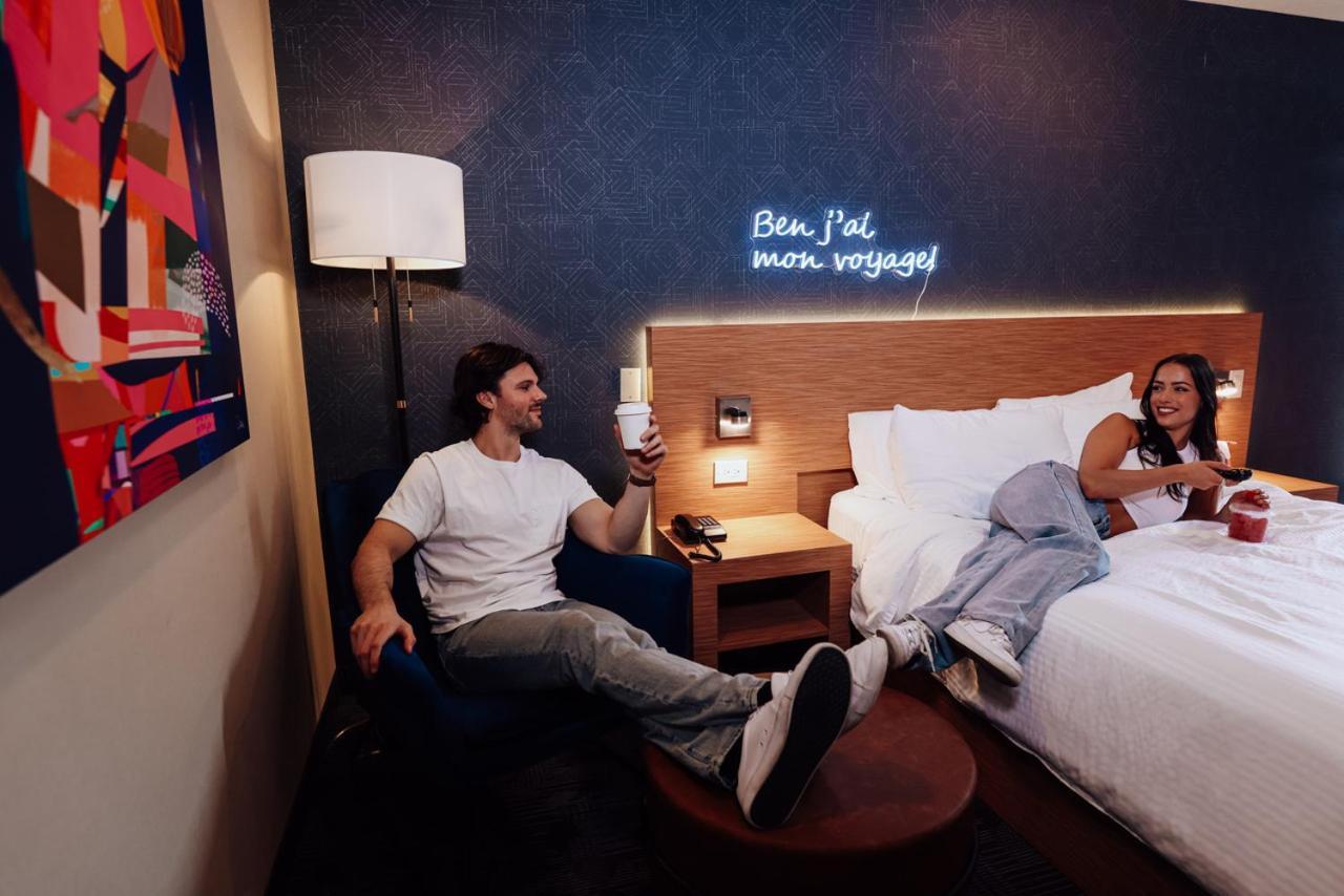 Le Fabreville Motel&Suites Laval Extérieur photo